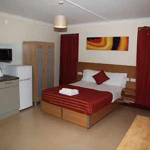  Apartamento Grove Apartments